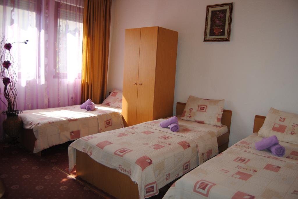 Joleski Accommodation Охрид Екстериор снимка